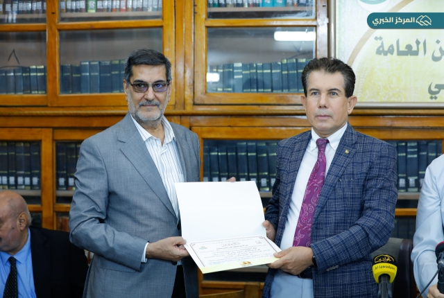 مجلس مكتبة الجوادين العامة يقيم ندوته الثقافية الشهرية الـ(161) حول تحولات العلاقة الفكرية والفلسفية بين الشرق والغرب